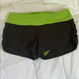 Lululemon shorts size 4